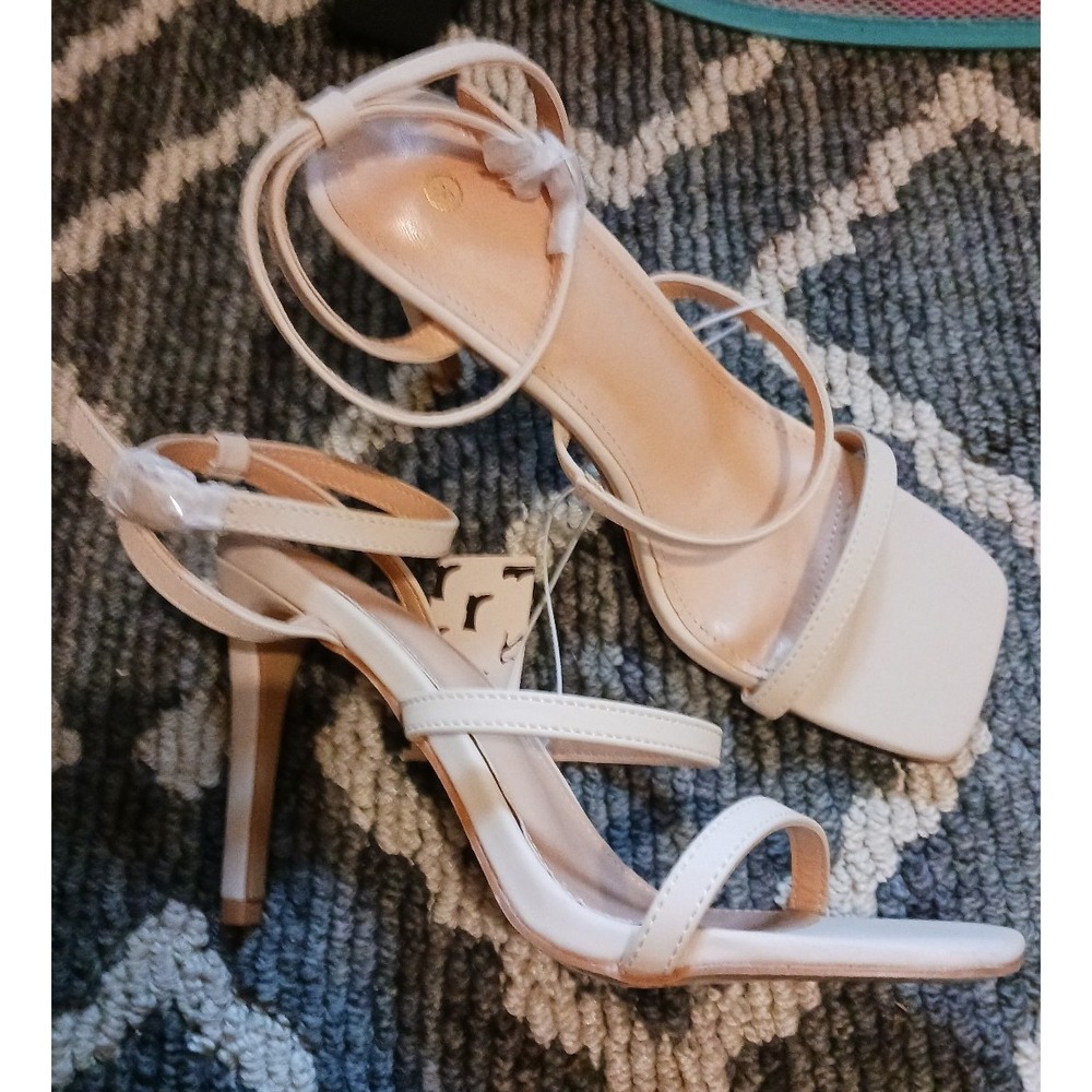 NEW Women's Nude Matte Strappy Wrap Around Stiletto Square Toe Heels,‎ Size 8